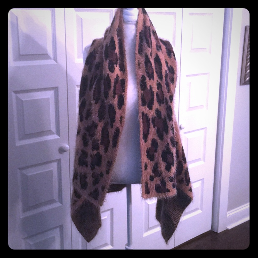 Cheetah wrap